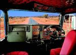 Imagine atasata: Kenworth_T404_interior_3mg.jpg