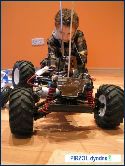 Imagine atasata: post-3-1170619085.jpg