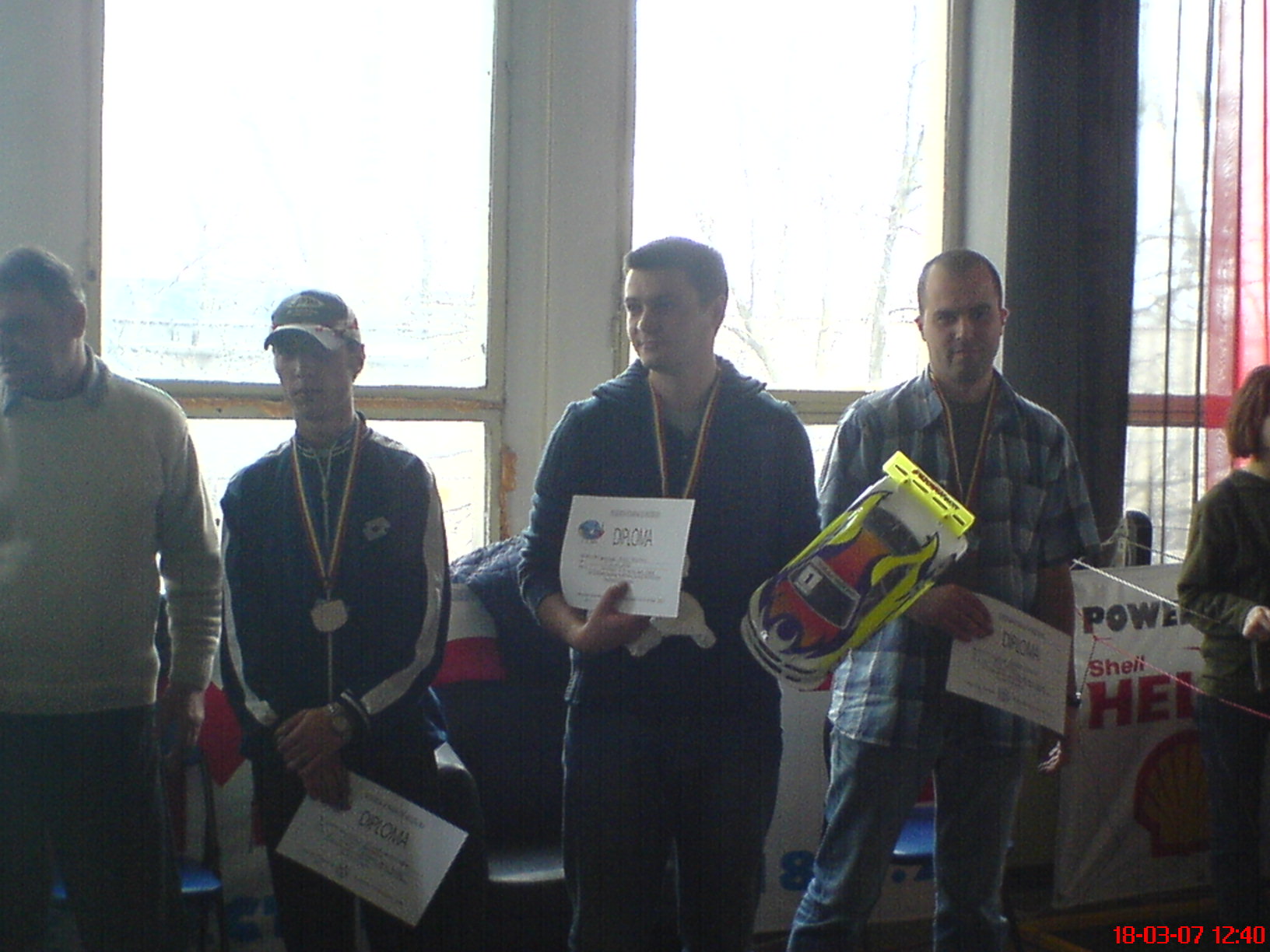 Imagine atasata: post-3-1175181246.jpg