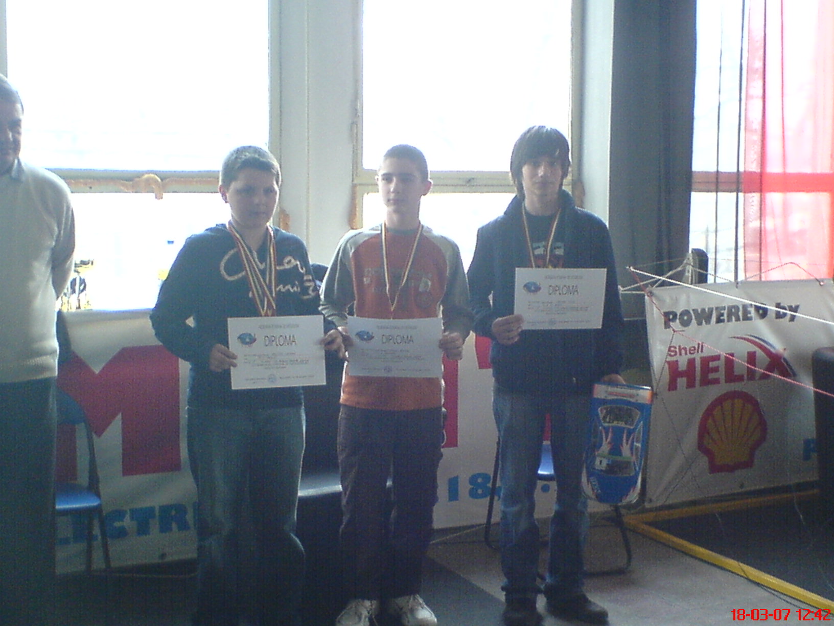 Imagine atasata: post-3-1175181272.jpg