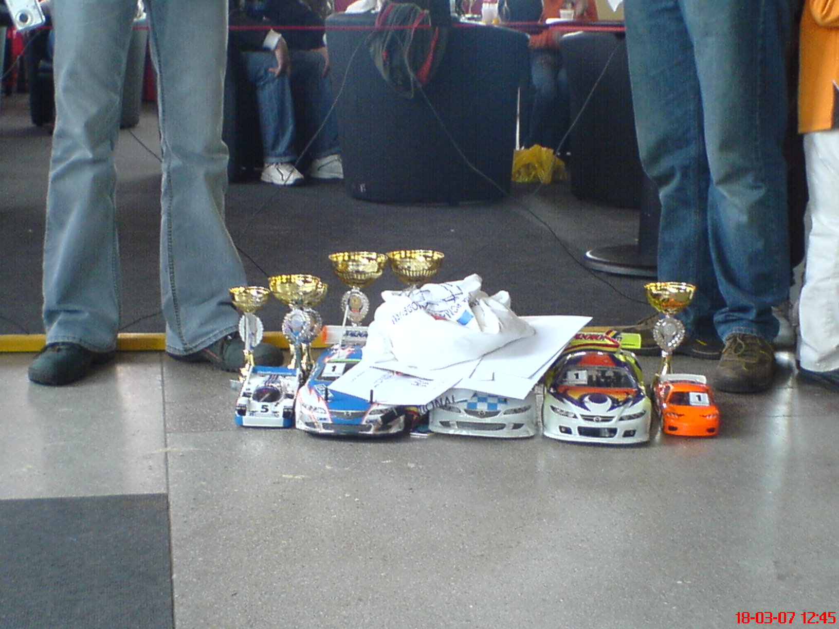 Imagine atasata: post-3-1175181291.jpg